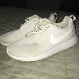 White Roshes